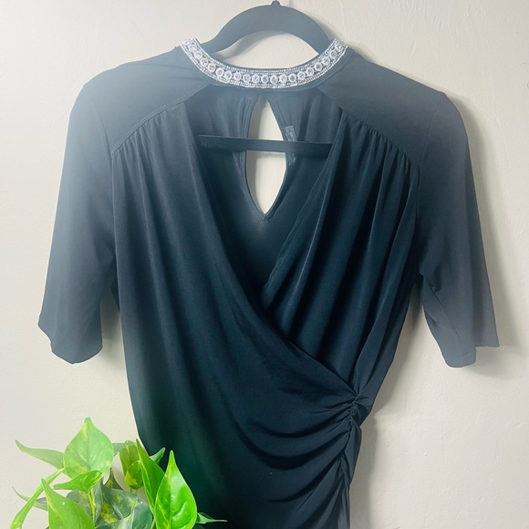 Embellished Collar Top. - Picture 6 of 8